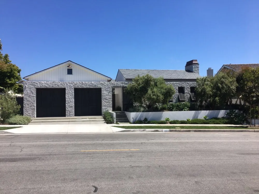 Slide of Right Wire Electric