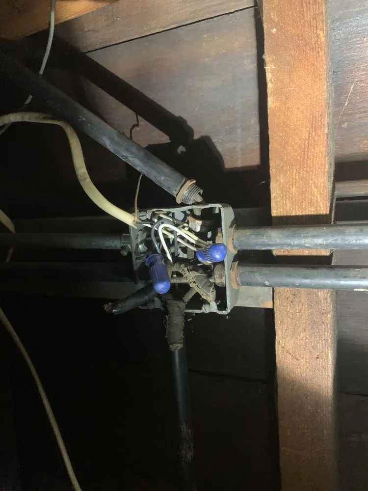 Slide of RightOn Electric