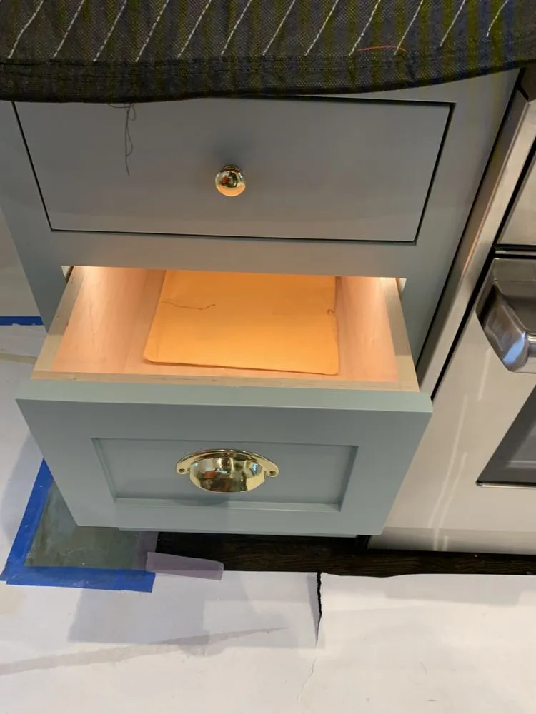 Slide of RightOn Electric