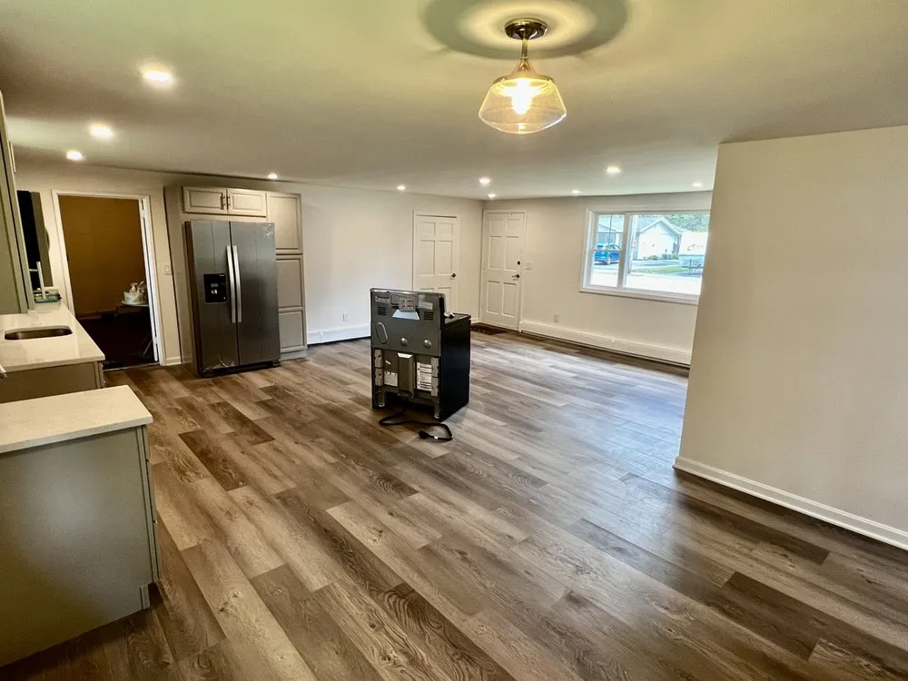 Slide of Rinos Electric