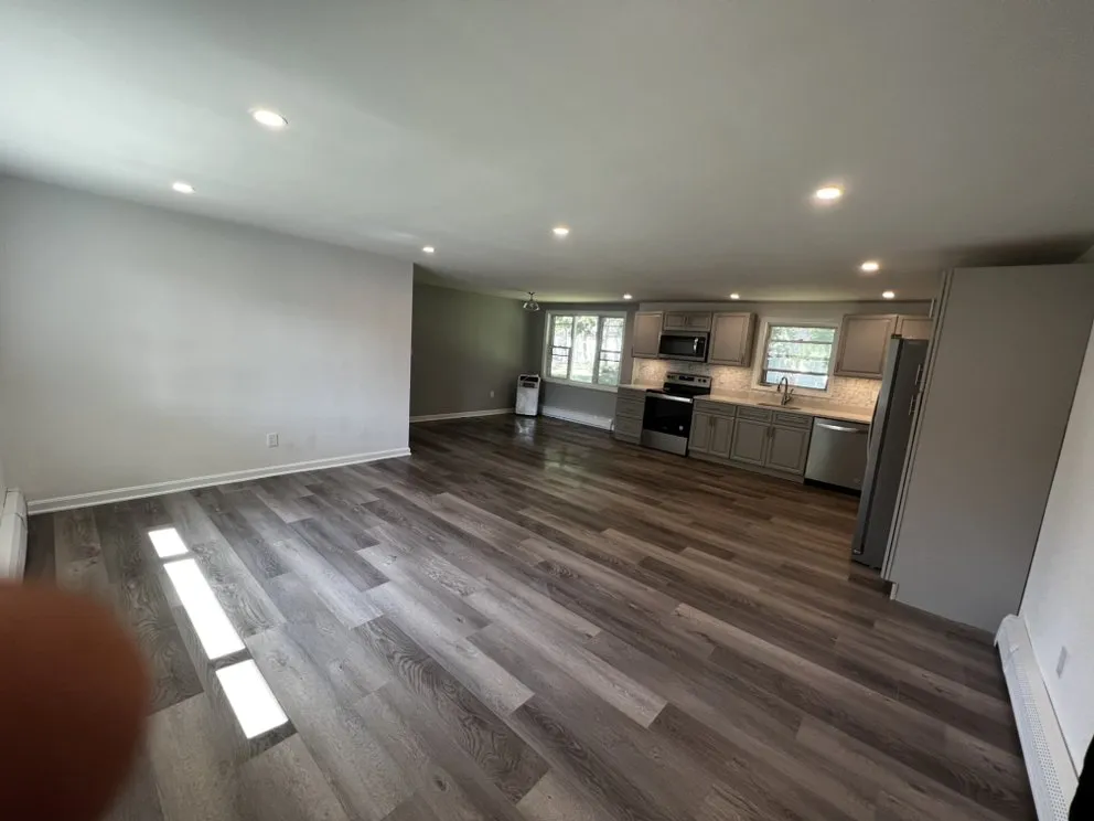 Slide of Rinos Electric