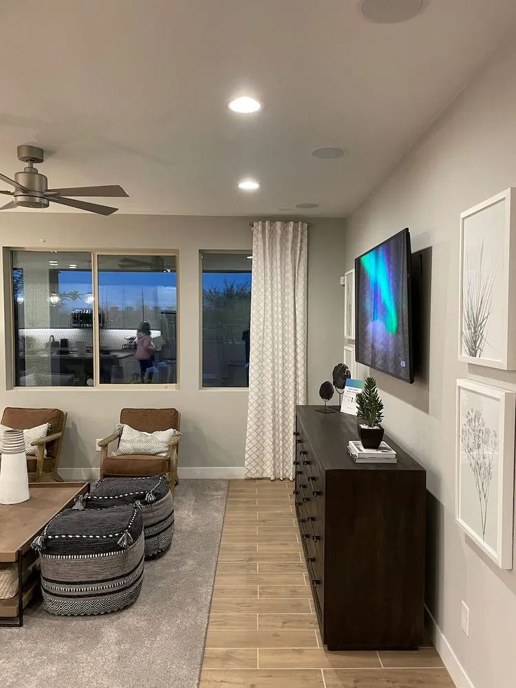 Slide of Rio Electric