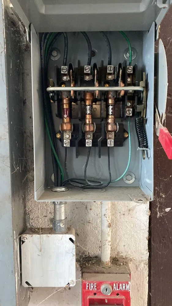 Slide of Rio Electrical