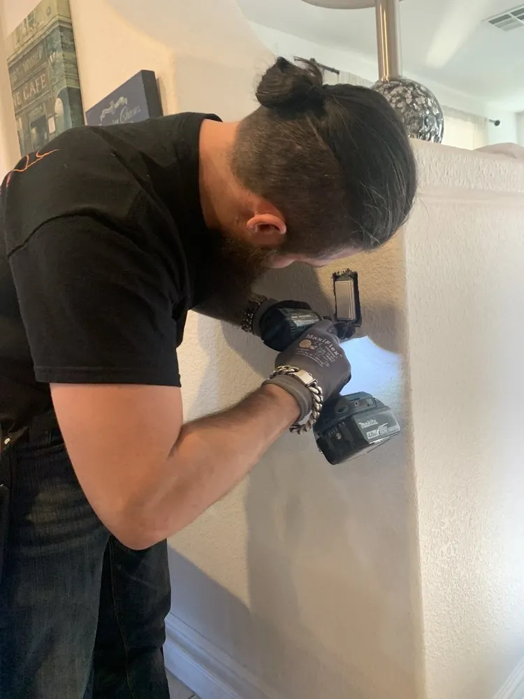 Slide of Rise Electric