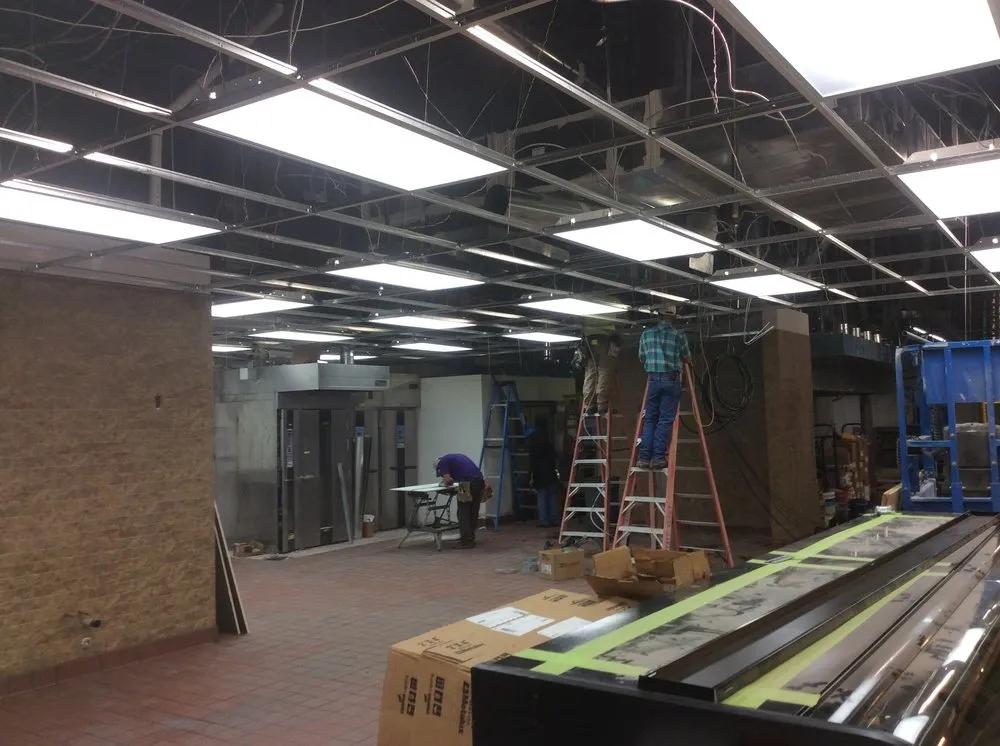 Professional circuit breaker repair service in ,  - Rise Electrical Contracting