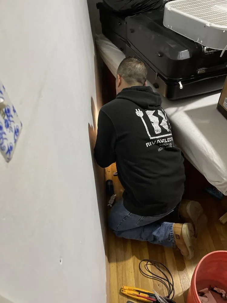 Slide of Rivas Electric Solutions