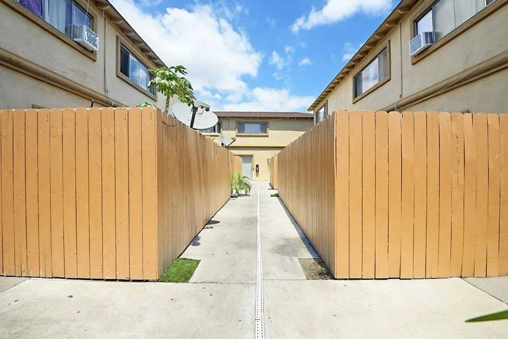 Slide of Rivas’s Handyman