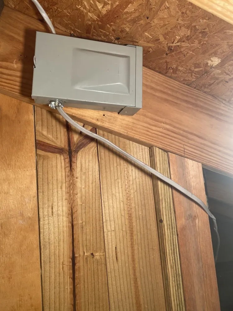 Emergency emergency electrical service experts serving ,  - Rivera's Home Improvement