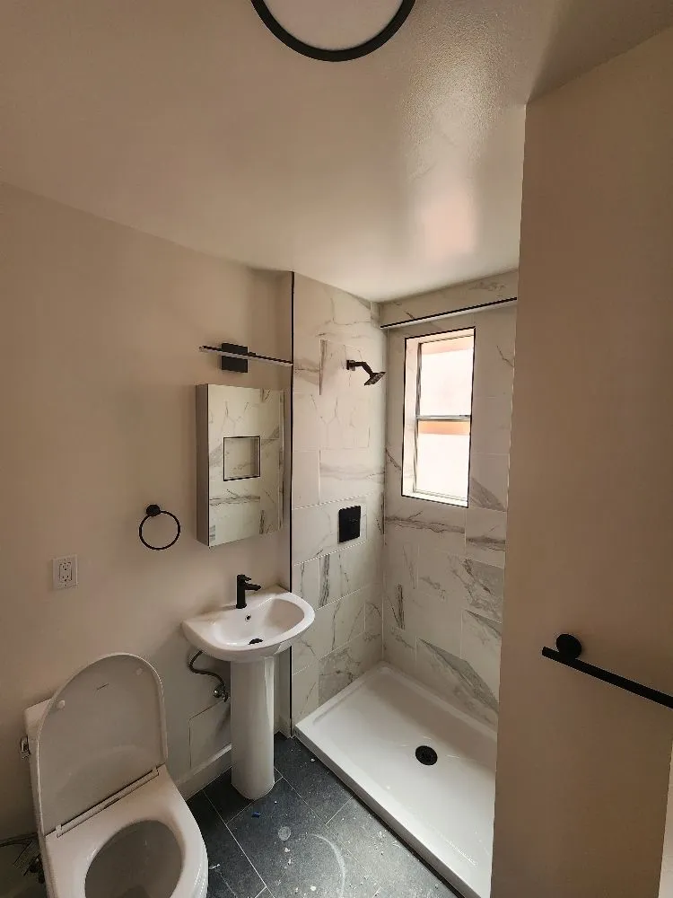 Slide of RiverHez Handyman