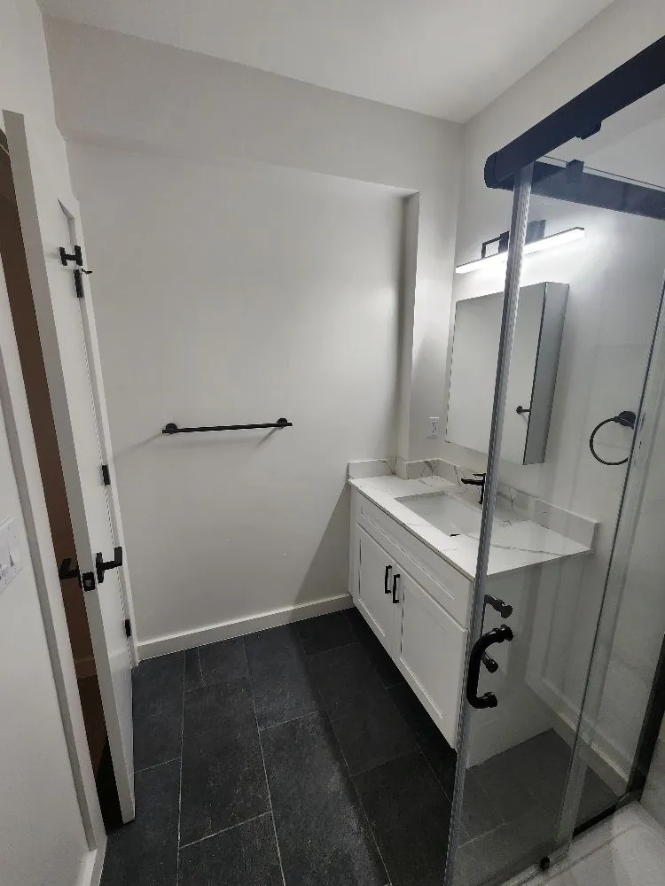 Slide of RiverHez Handyman