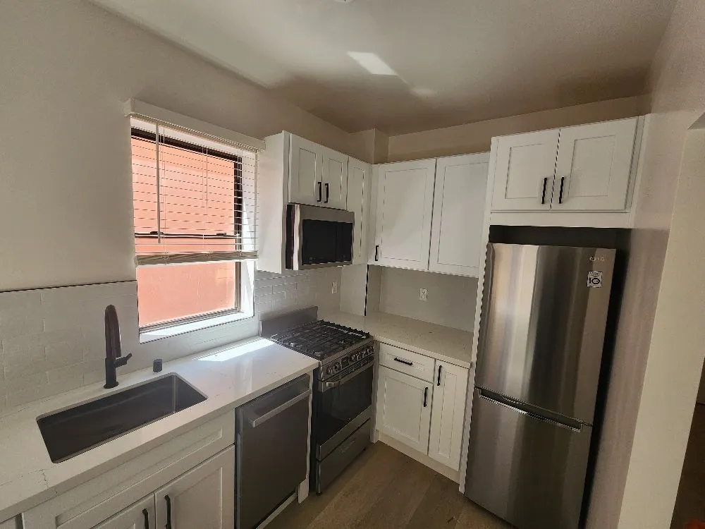 Expert electrician providing wiring installation in , 