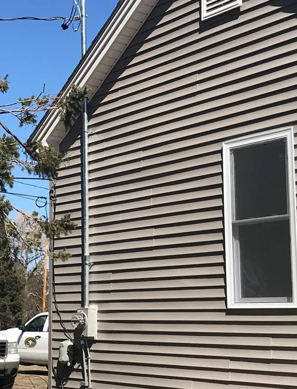 Slide of Riverside & Murphy's Electric