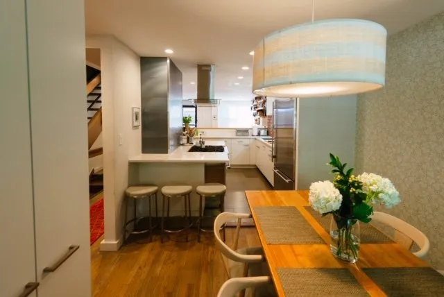 Slide of Riviera Electric