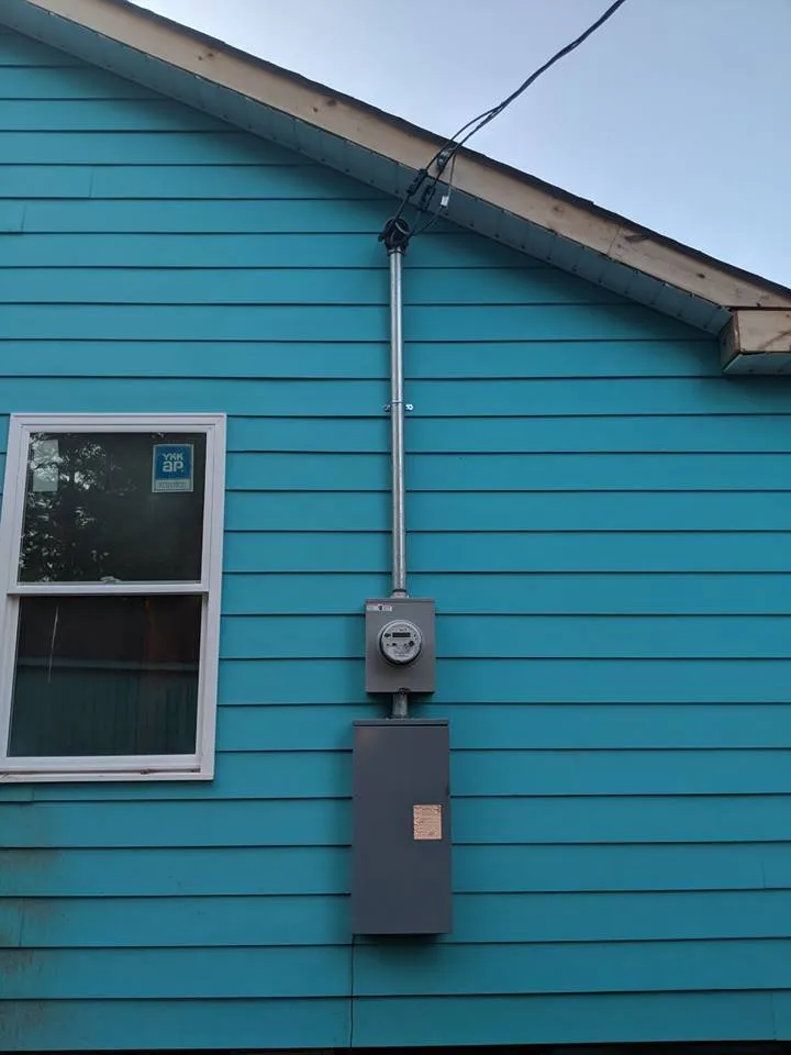 Slide of Rizzo Electric & Generator Services