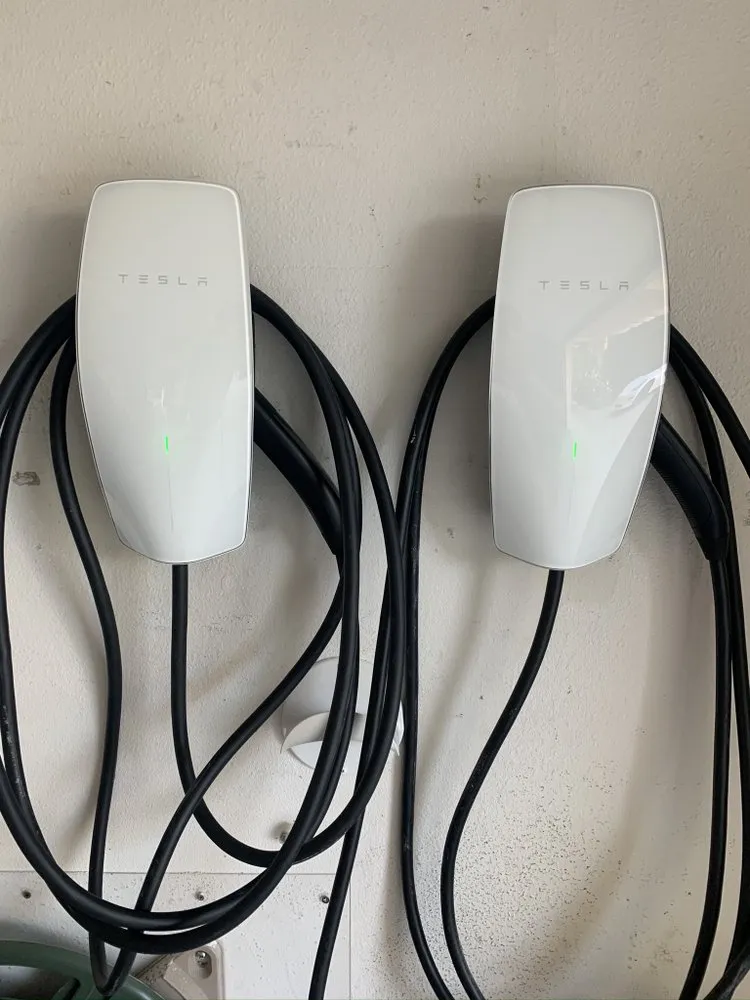 Trusted electrical service for homes in emergency electrical service, by