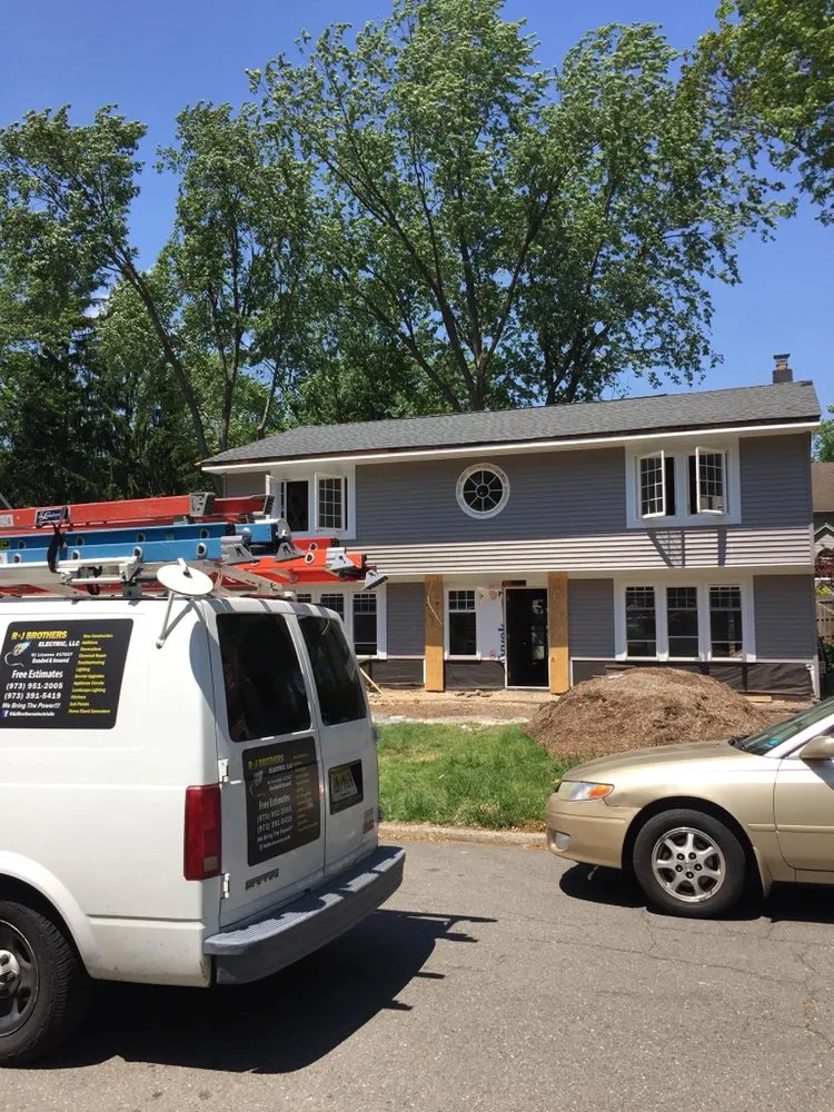 Slide of R&J Brothers Electric