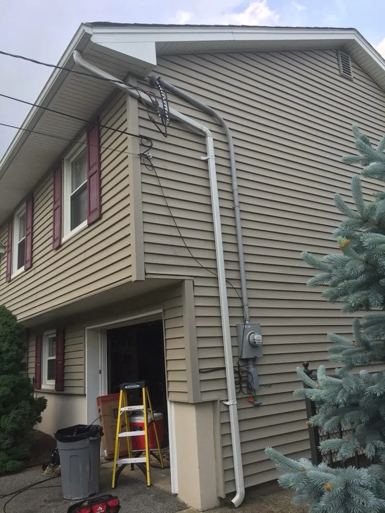 Slide of R&J Brothers Electric