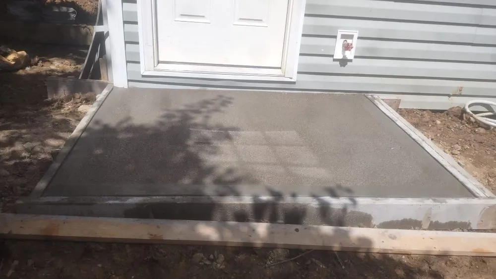 Slide of R&J Construction