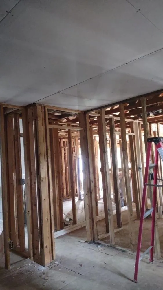 Slide of R&J Construction