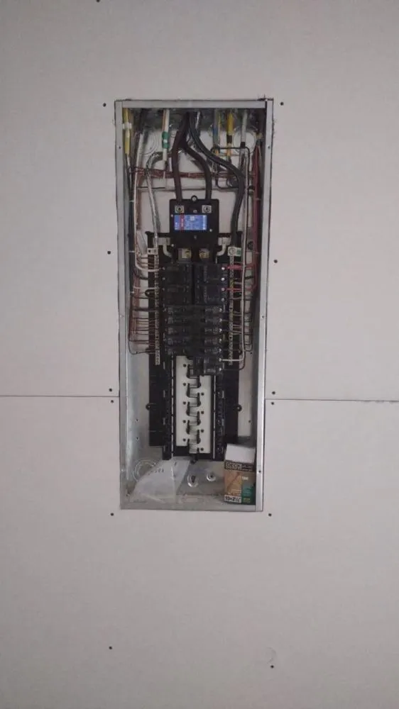 Slide of R&J Construction