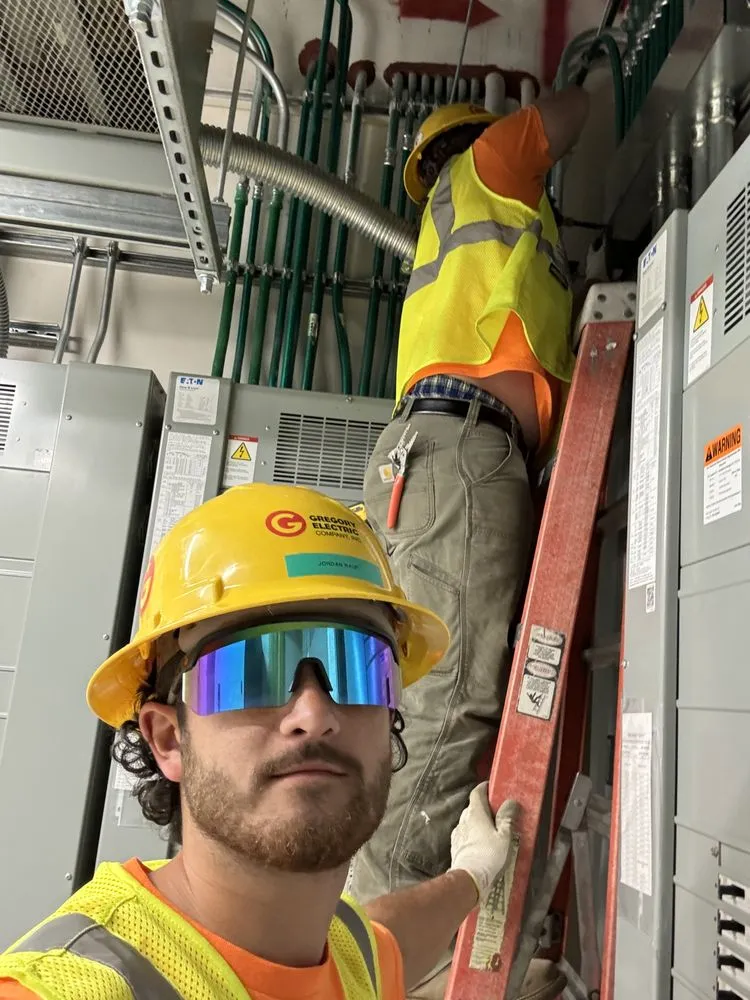 Slide of R&J Electric