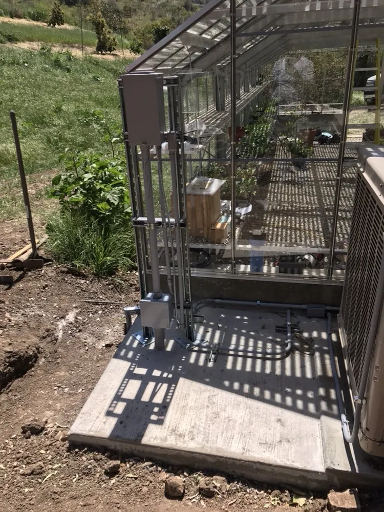 Slide of RJ Estrada Electric