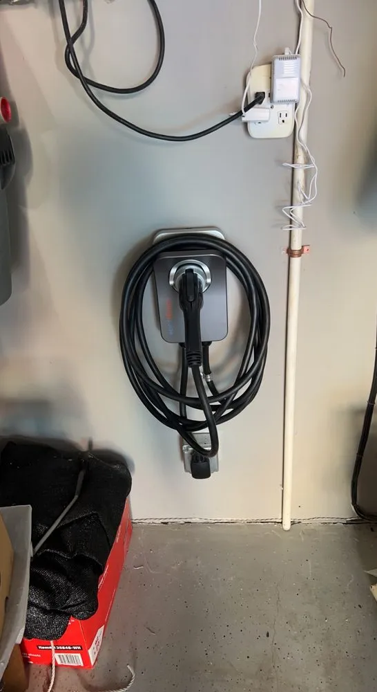 Slide of Rjay’s Electrical Service