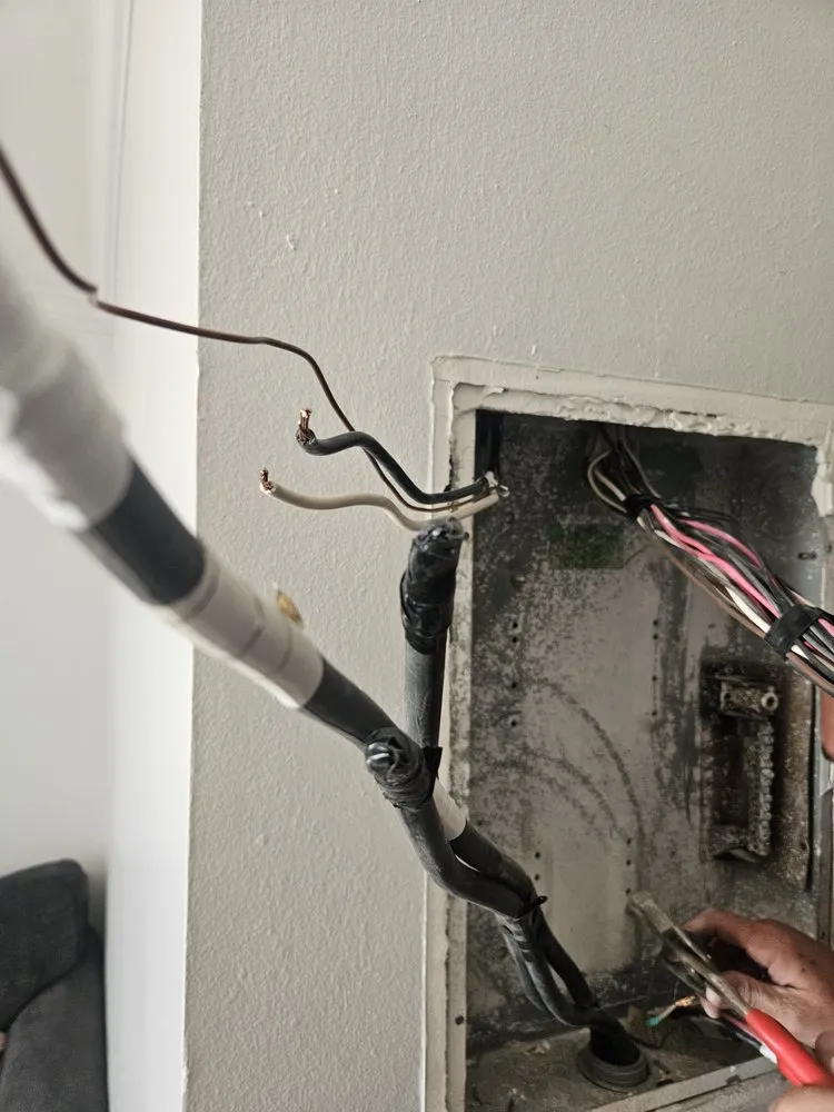 Slide of RJN Electrical Service