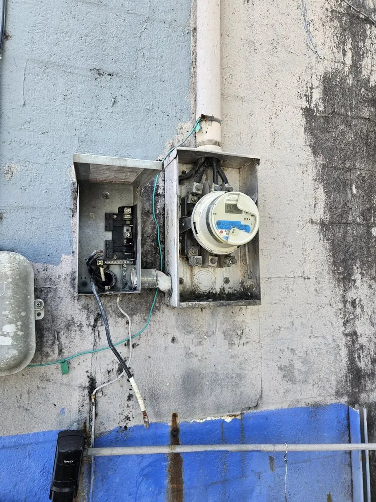 Slide of RJN Electrical Service