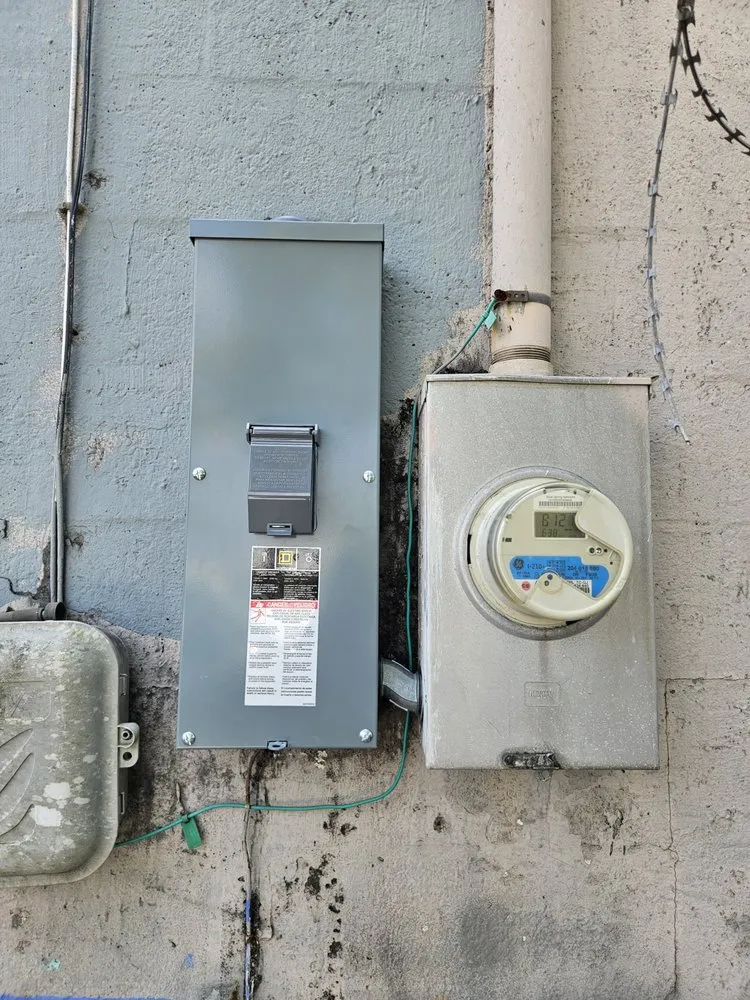 Reliable emergency electrical service experts serving Tamarac, FL - RJN Electrical Service
