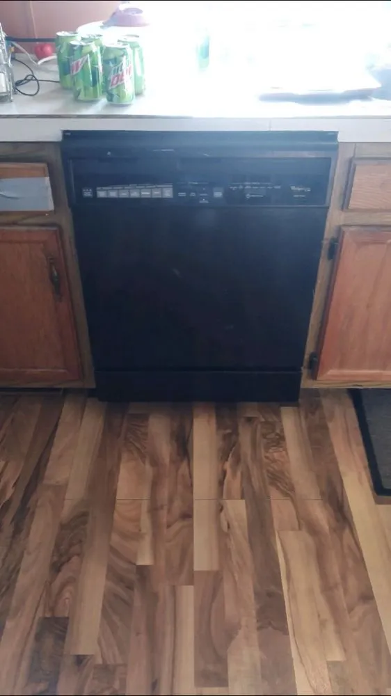 Reliable electrician providing wiring installation in St Cloud, MN - RJ's Home Renovations