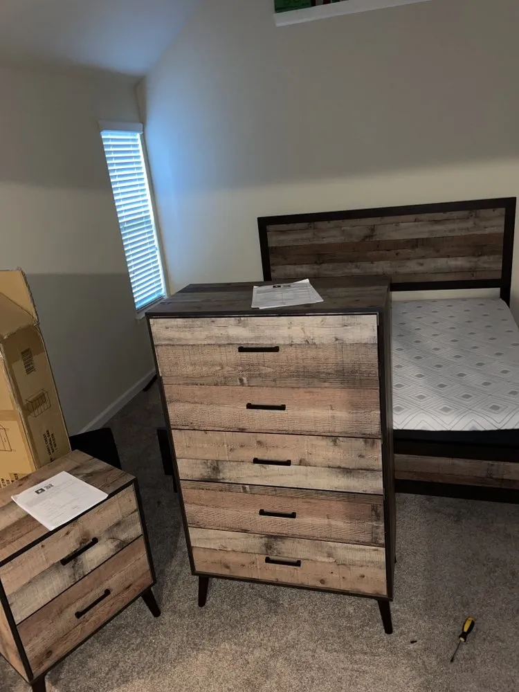 Slide of RJs House Service