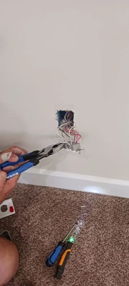 Reliable electrical repair experts serving Allenhurst, GA - Rjw Electrical Services And Handyman