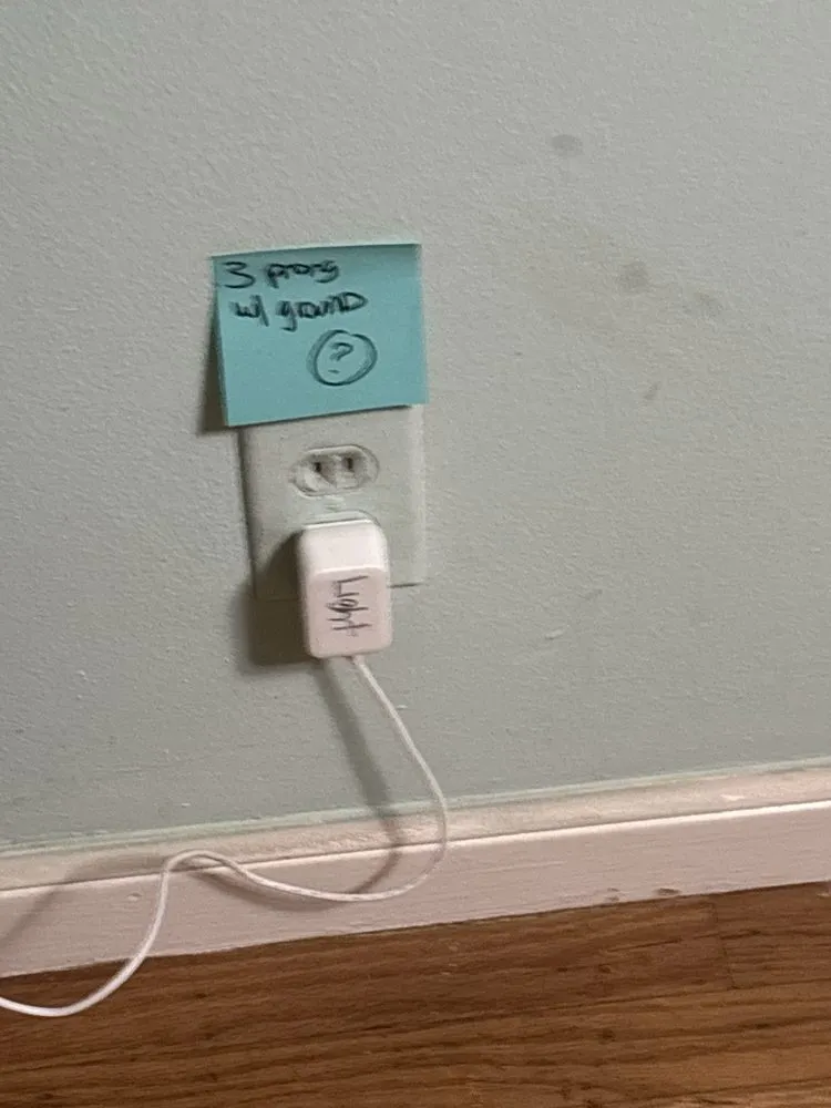 Slide of R&K Electric & Remodeling Service