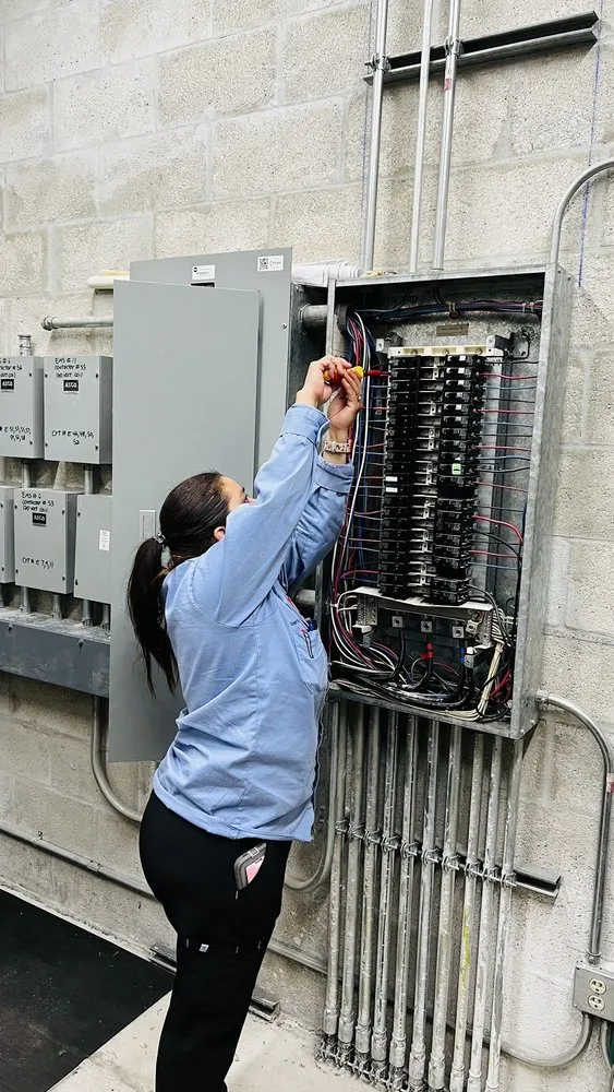 Reliable wiring installation service in Port St. Lucie, FL - Rm Electric