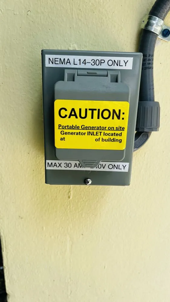 Reliable electrician providing wiring installation in Port St. Lucie, FL - Rm Electric