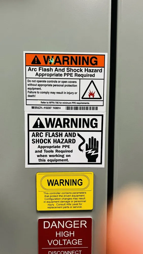 Licensed outlet and switch repair experts serving Port St. Lucie, FL - Rm Electric