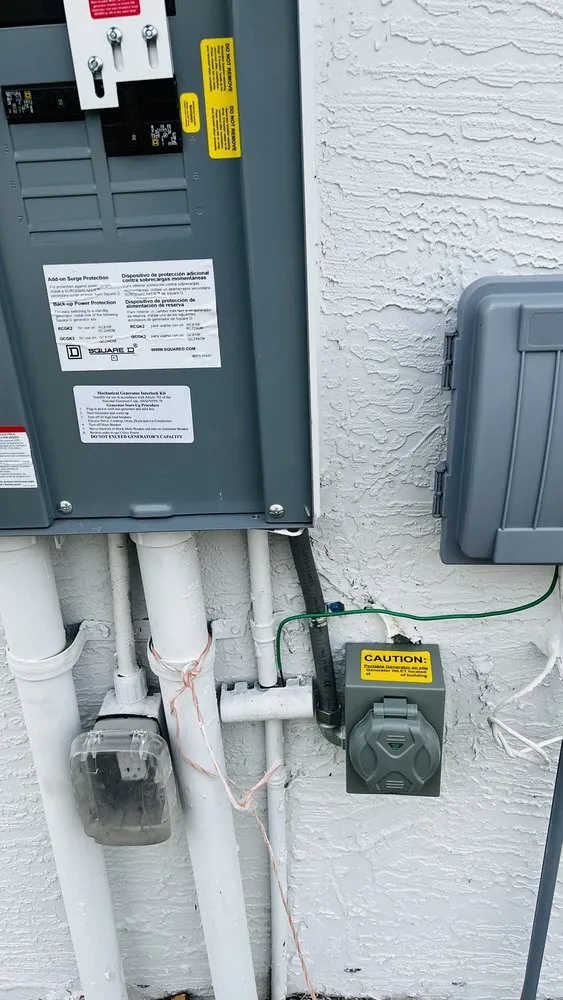 Expert electrician providing panel upgrade in Port St. Lucie, FL - Rm Electric