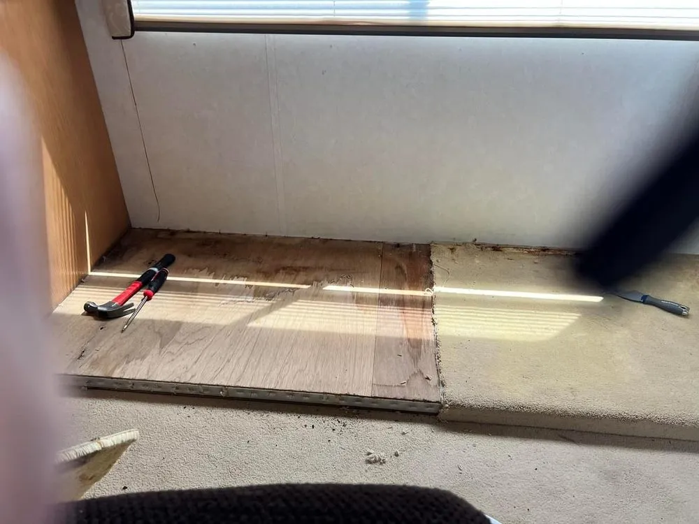 Slide of RM Handyman Repair