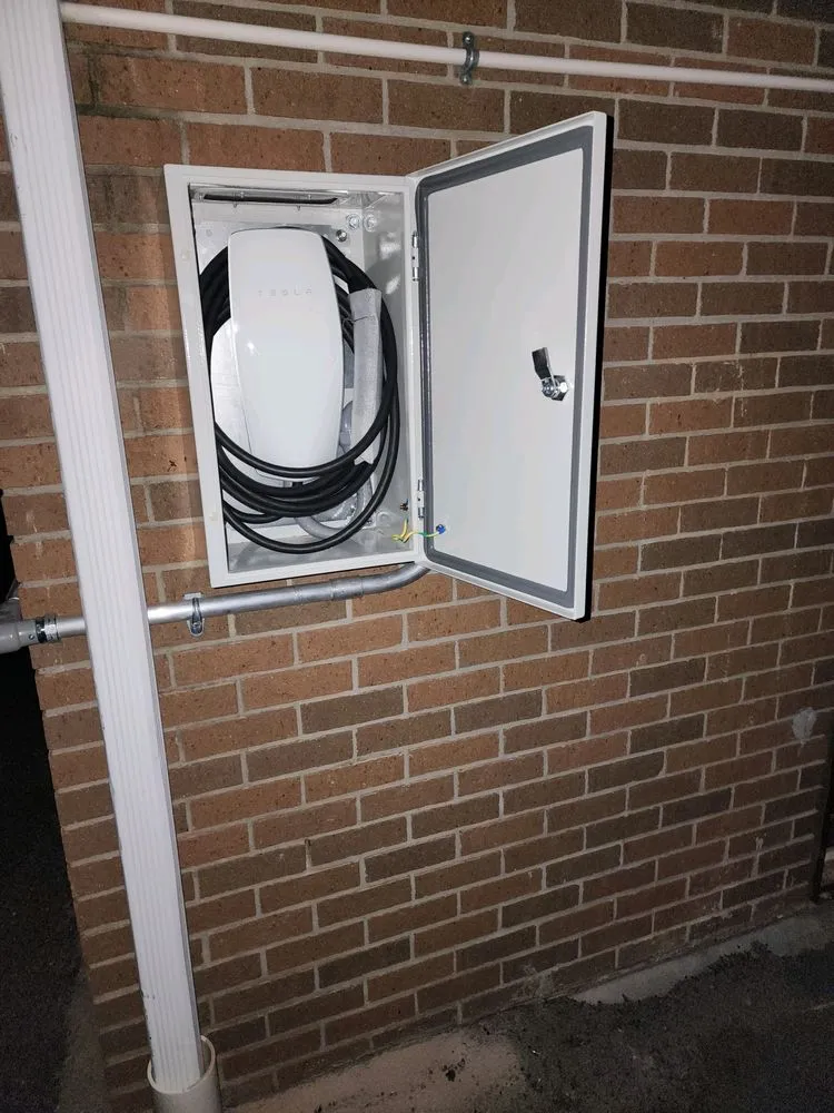 Slide of RMG Electrician