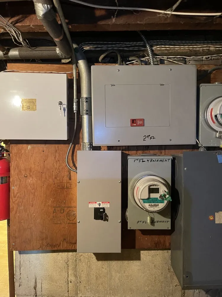 Slide of RMG Electrician