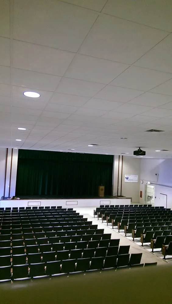Trusted electrician providing lighting installation in North Chesterfield, VA - RMS Electrical Services