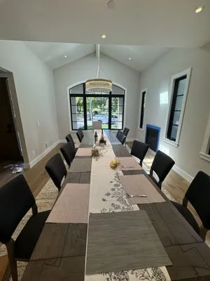 RNT Electric Solutions Logo