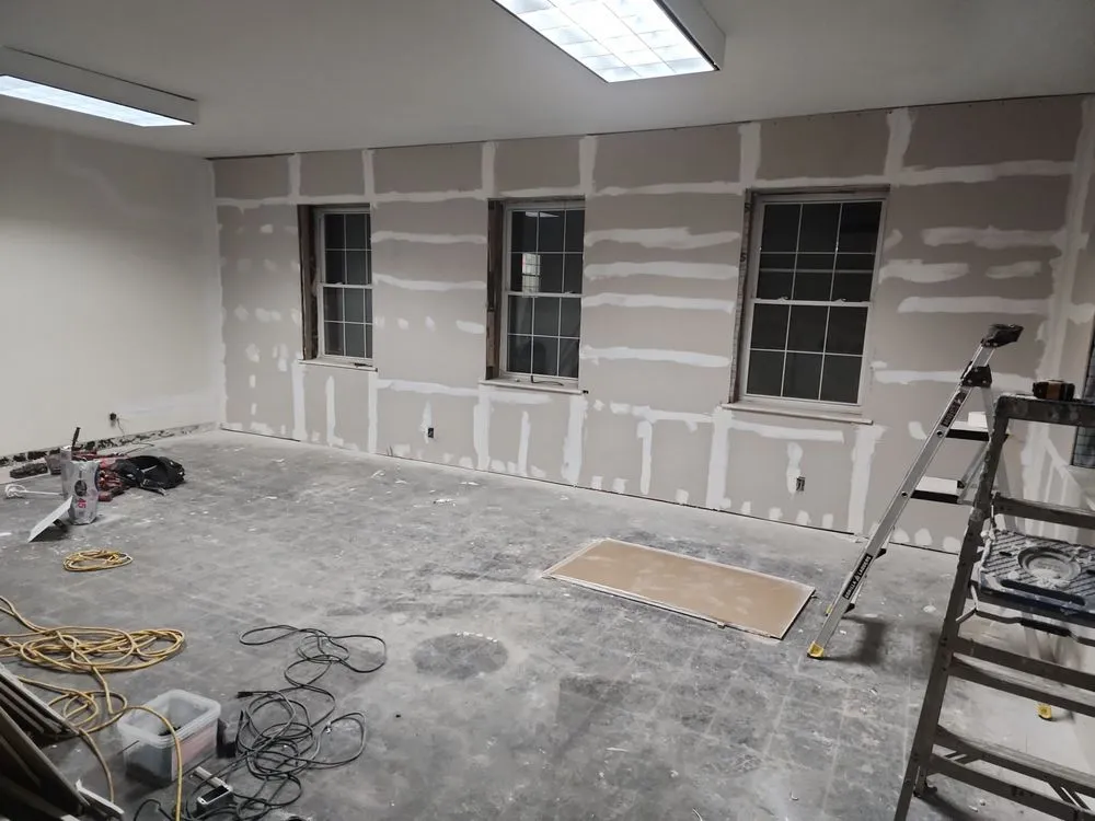 Emergency electrical repair in , by RoachFamilyEnterprises