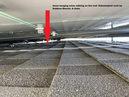 Robbins Electric & Solar Logo