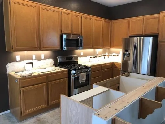 Robert Brown Electric Logo