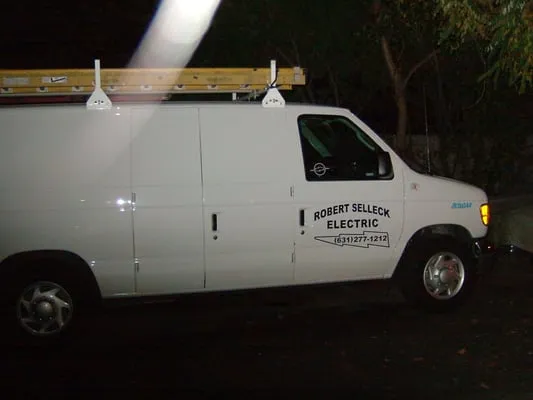 Robert Selleck Electric