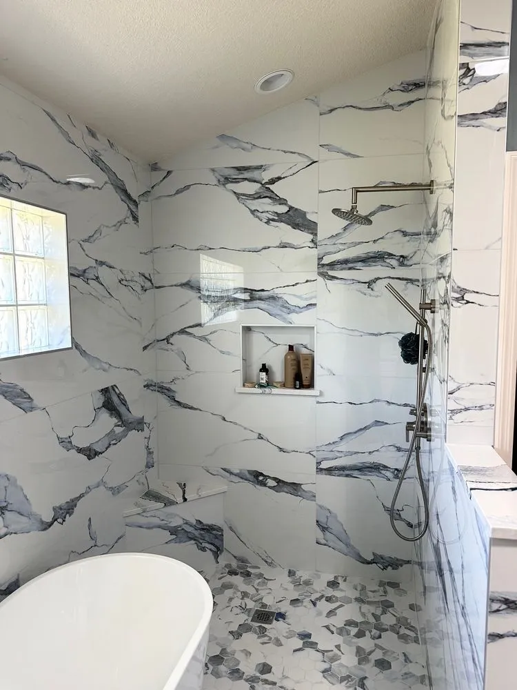 Licensed lighting installation in ,  by Roberto' Flooring & Remodeling