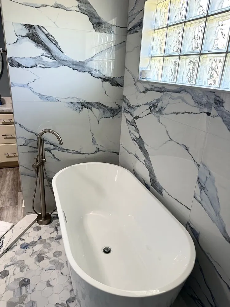 Reliable emergency electrical service service in ,  - Roberto' Flooring & Remodeling