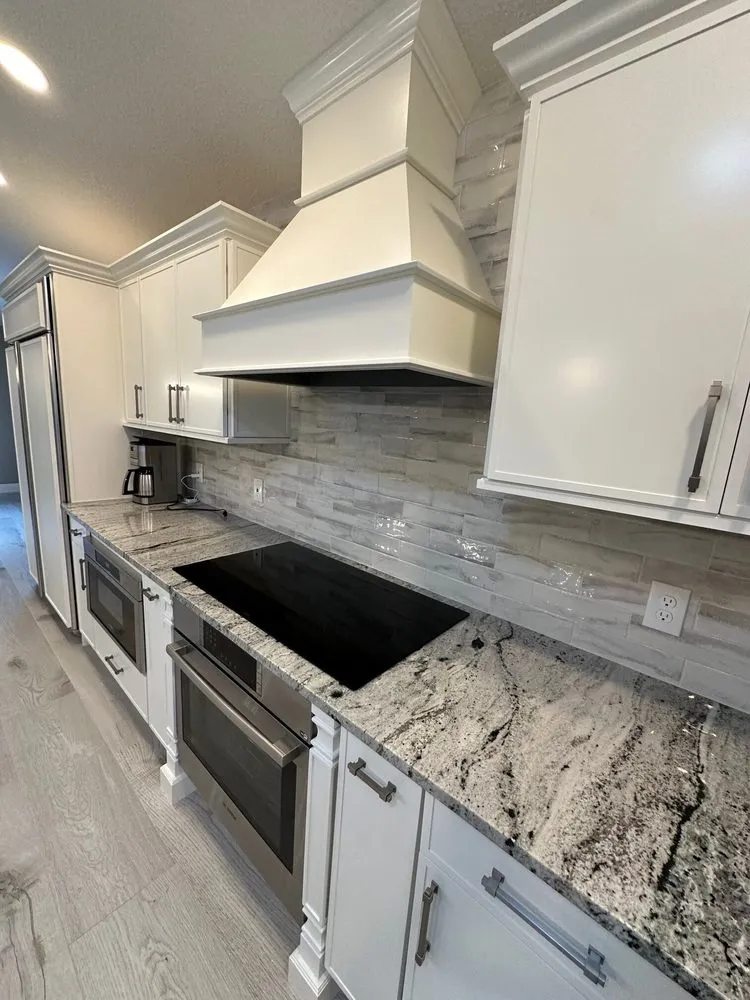 Reliable electrician providing lighting installation in , 